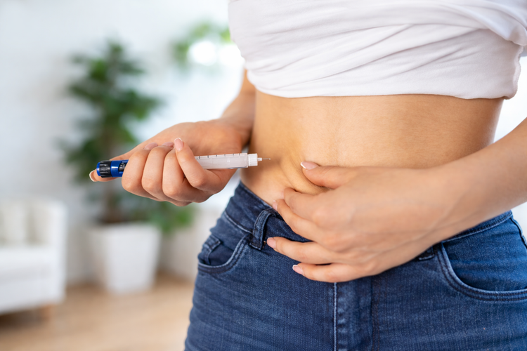 Semaglutide vs Tirzepatide: Complete Comparison Guide (2026)